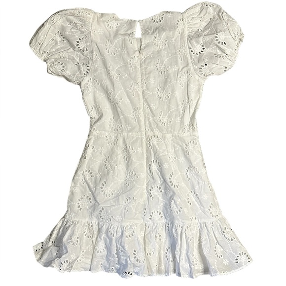 Yumi Kim Eyelet Dress Alicia White Size M Short Sleeve Lined Mini Ruffle Skirt - Picture 8 of 9